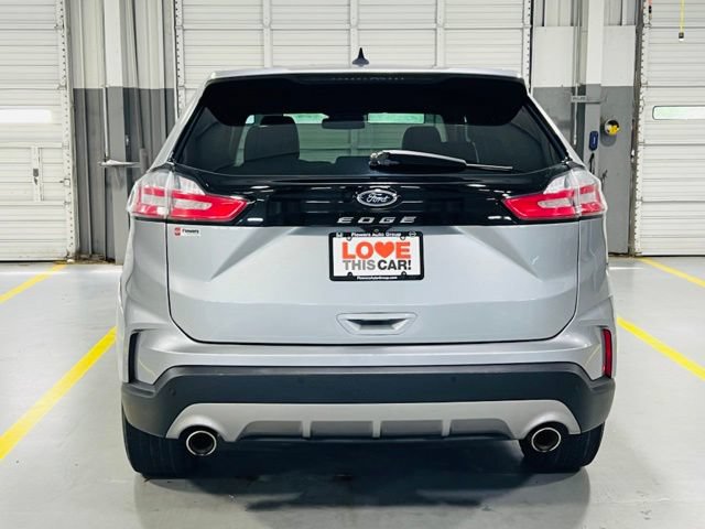 Used 2021 Ford Edge Titanium AWD/4WD image 17