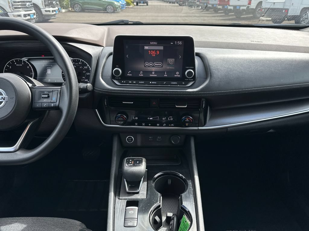 Used 2021 Nissan Rogue SV AWD/4WD image 16