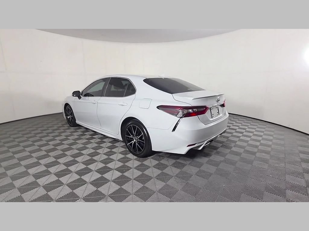 Used 2024 Toyota Camry SE FWD image 43