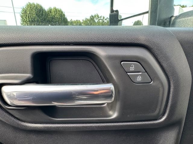 New 2025 GMC Sierra 2500 Pro w/ Convenience Package AWD/4WD image 18