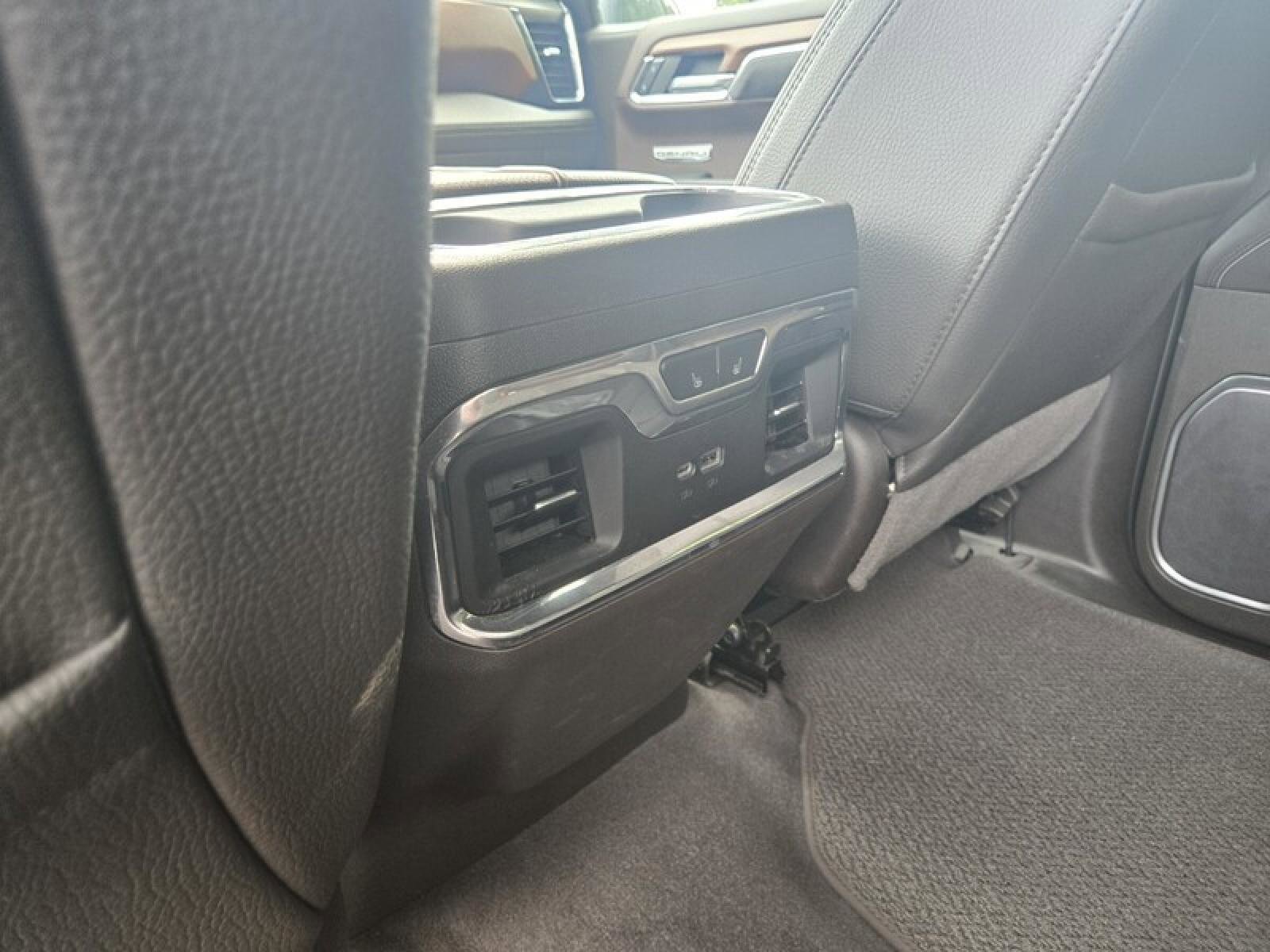 Used 2023 GMC Sierra 1500 Denali w/ Denali Reserve Package image 27