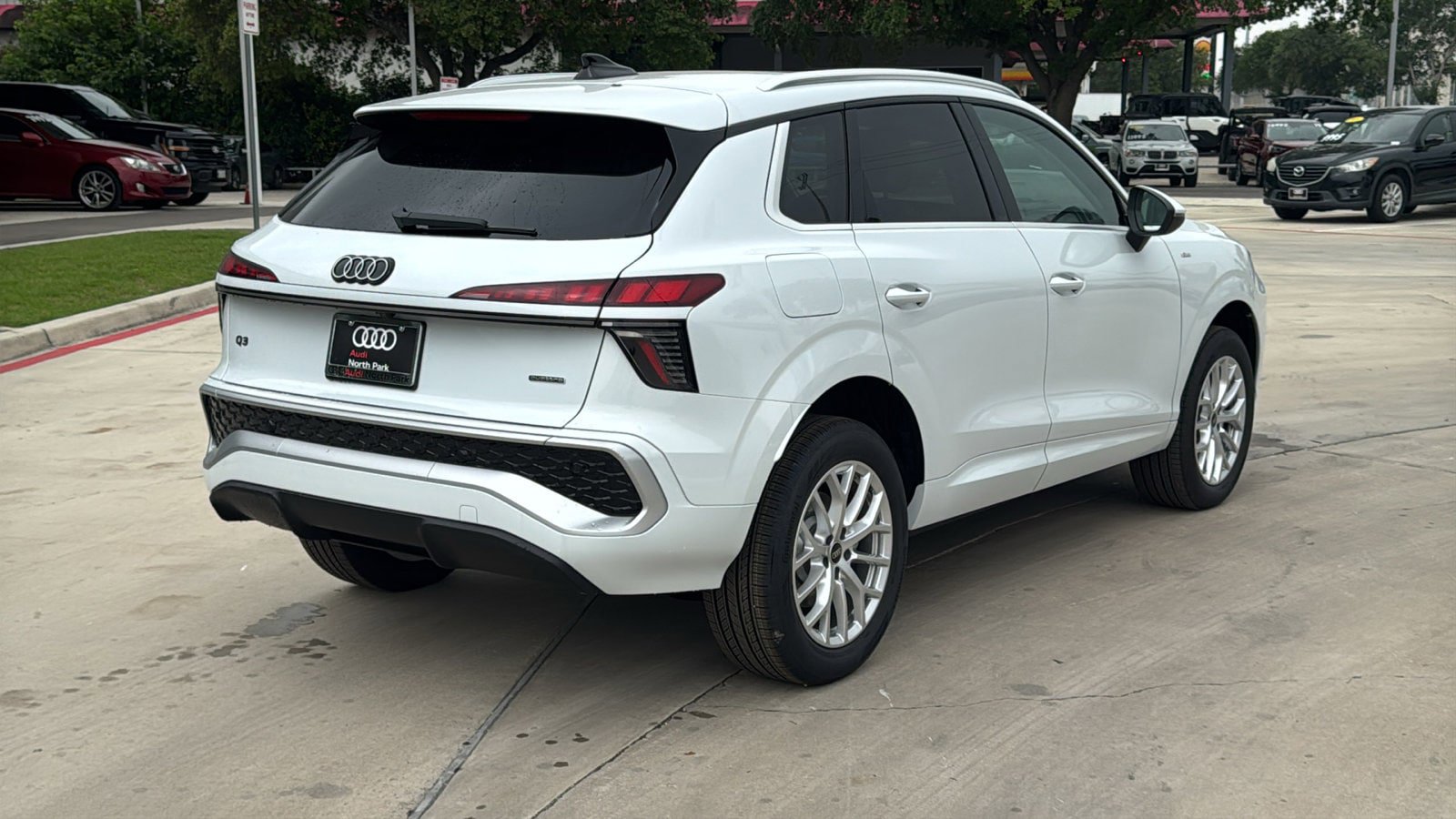 New 2026 Audi Q3 quattro 2.0T AWD/4WD image 7