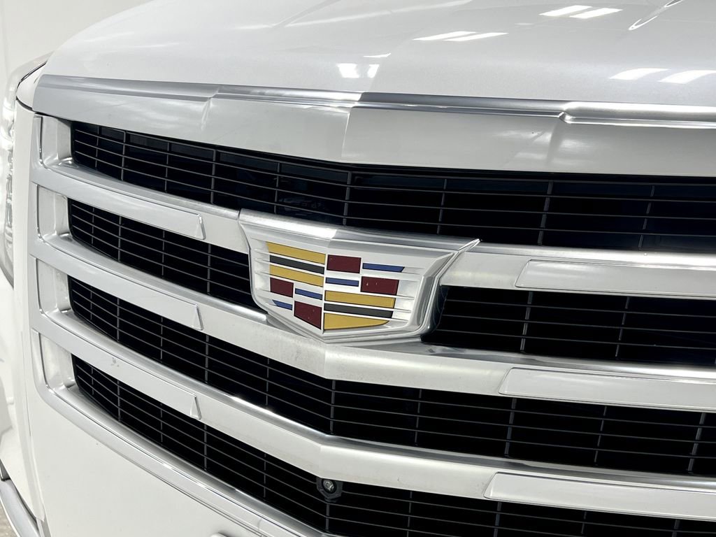 Used 2017 Cadillac Escalade Premium Luxury image 41