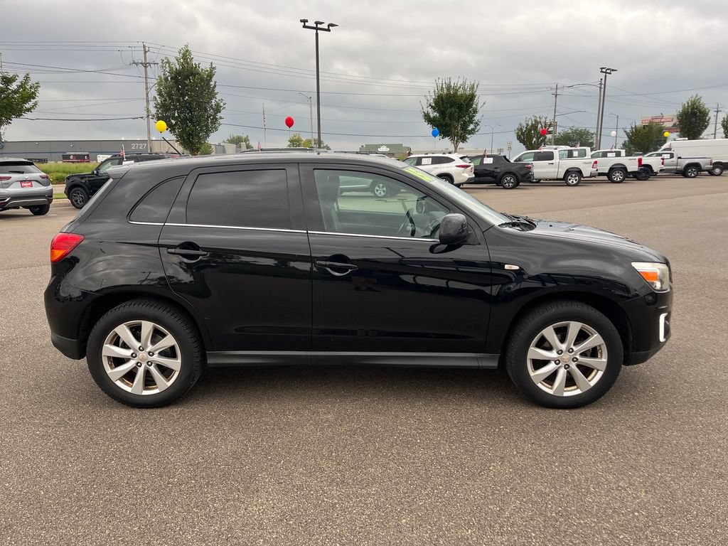 Used 2015 Mitsubishi Outlander Sport SE AWD/4WD image 7
