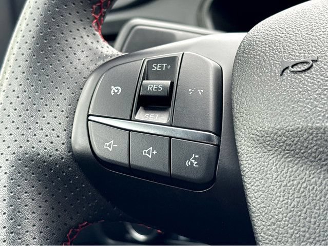 Used 2025 Ford Escape ST-Line FWD image 9