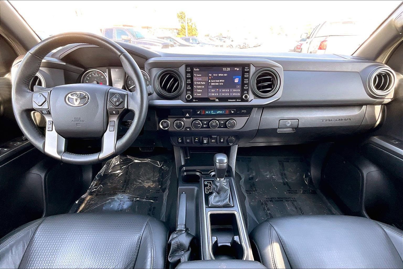 Used 2022 Toyota Tacoma TRD Sport w/ TRD Premium Sport Package image 13
