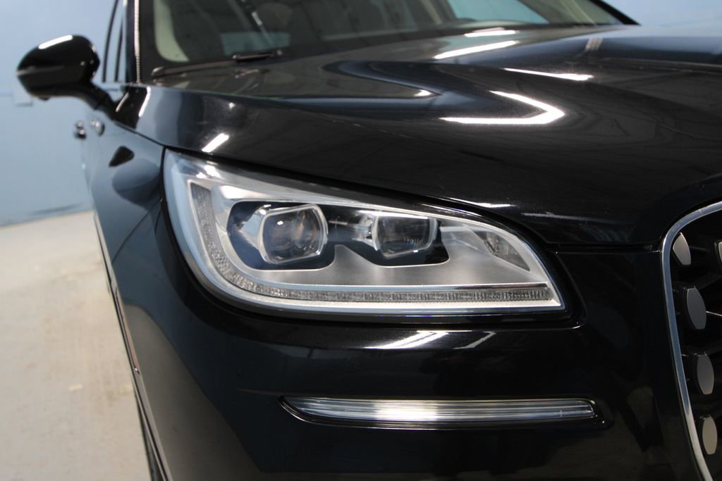 Used 2024 Lincoln Corsair Grand Touring w/ Equipment Group 301A image 36