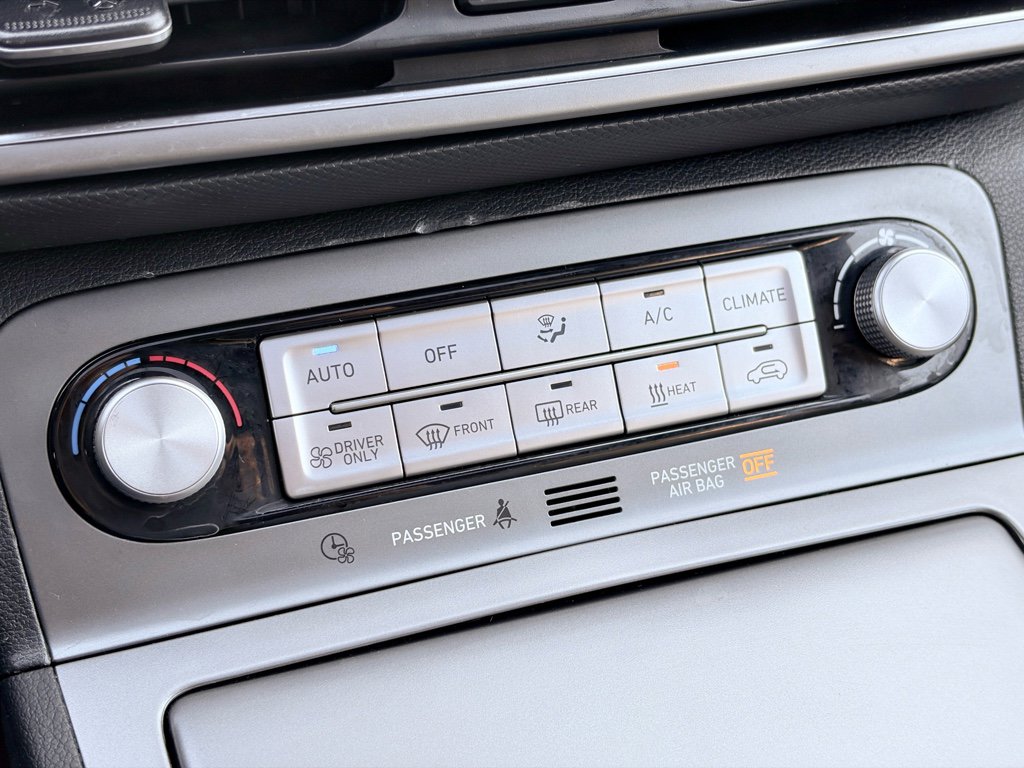 Used 2023 Hyundai Kona Limited w/ Cargo Package image 15