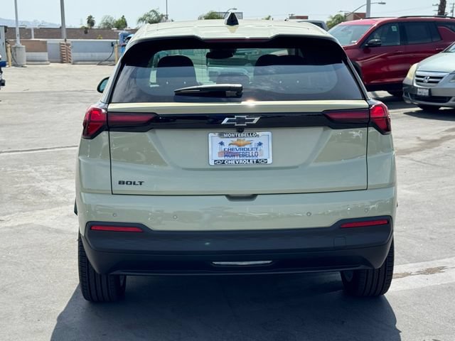 New 2027 Chevrolet Bolt LT w/ Comfort Package FWD image 4