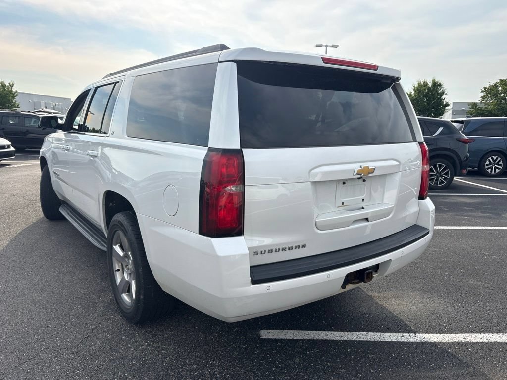 Used 2018 Chevrolet Suburban LT AWD/4WD image 7