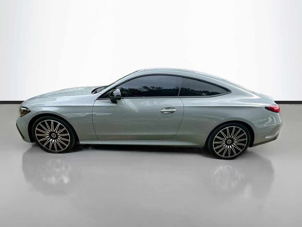 Used 2024 Mercedes-Benz CLE 300 4MATIC Coupe image 8
