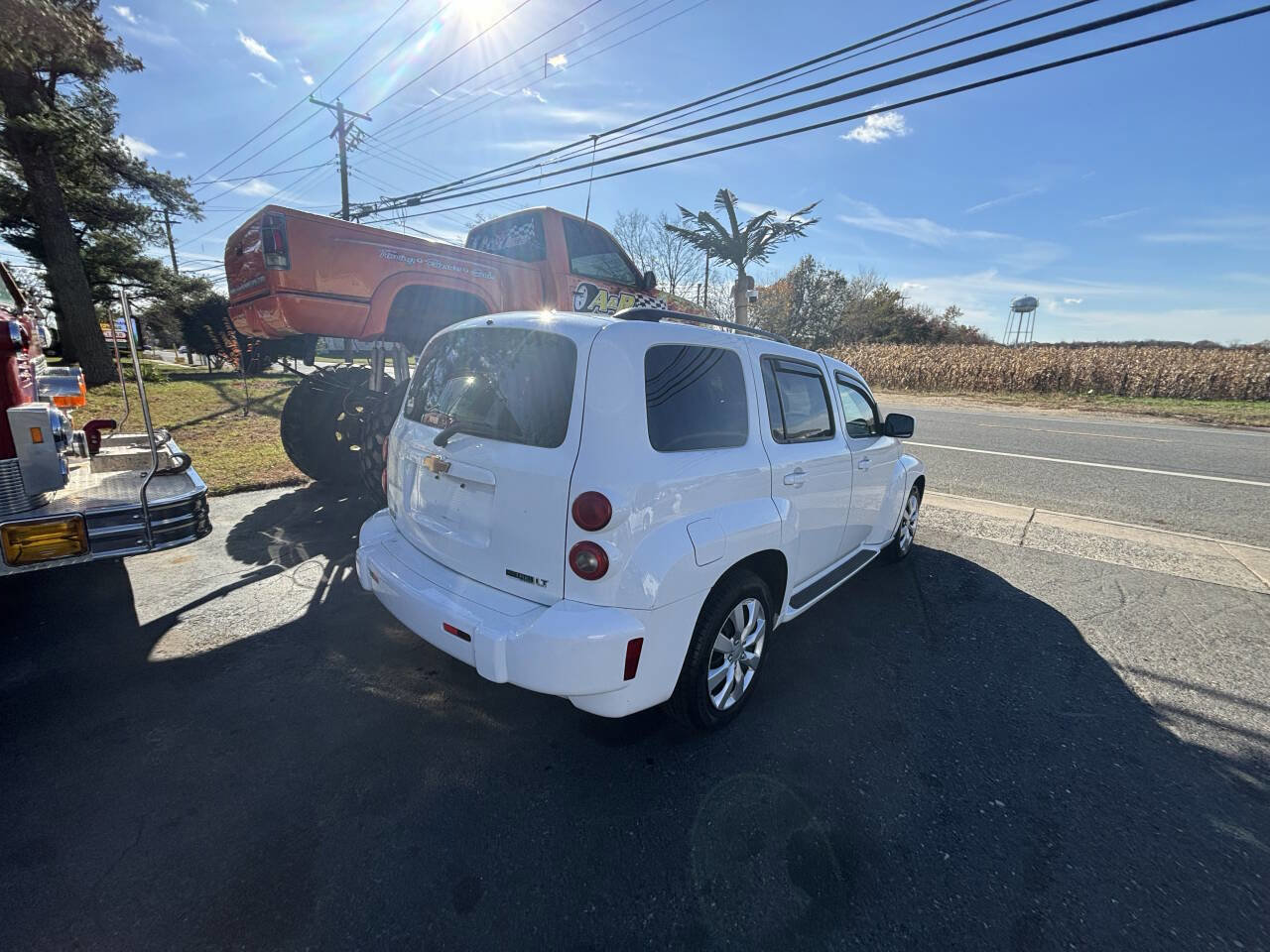 Used 2010 Chevrolet HHR LT image 5