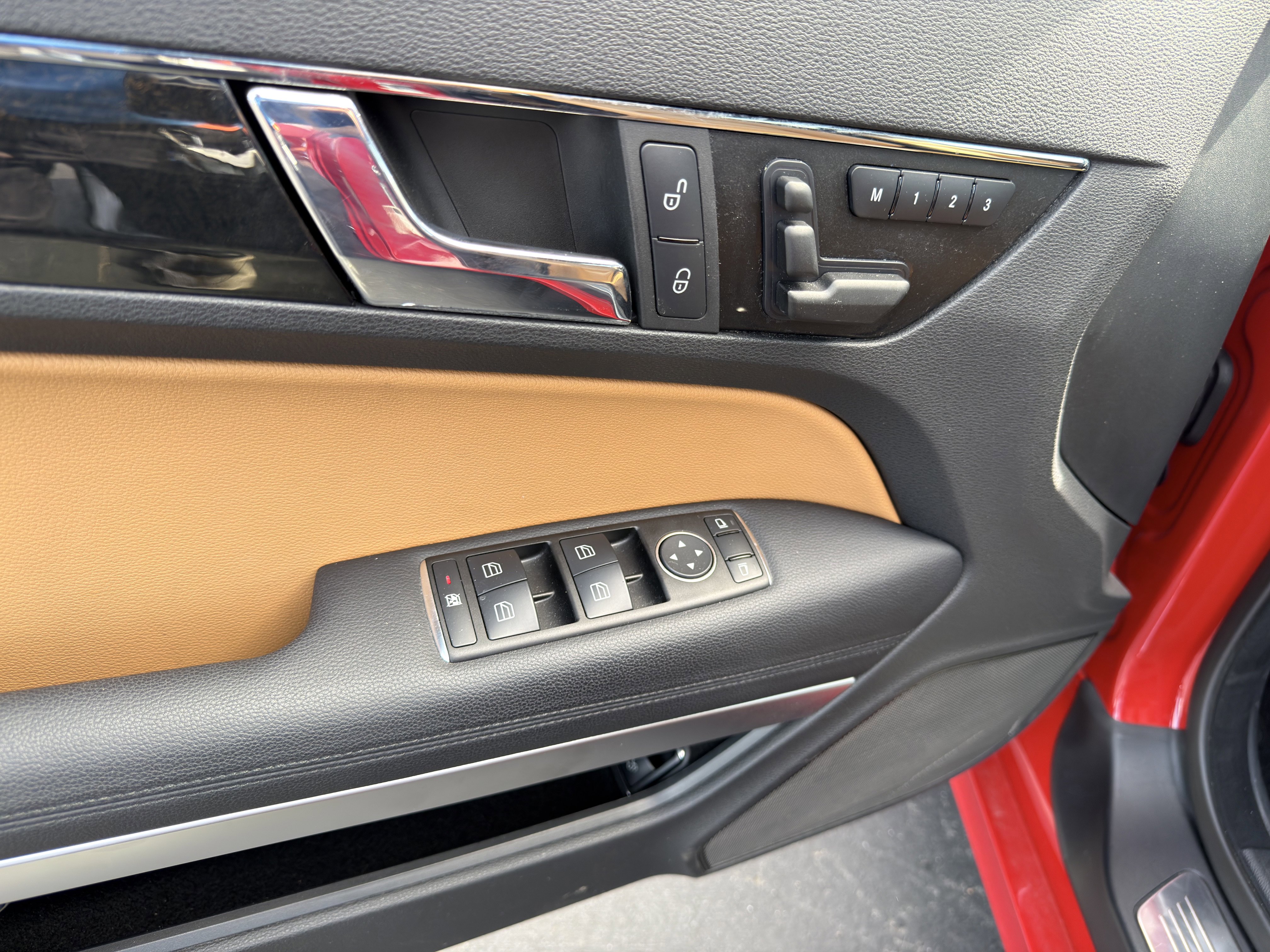 Used 2012 Mercedes-Benz E 350 Cabriolet image 17