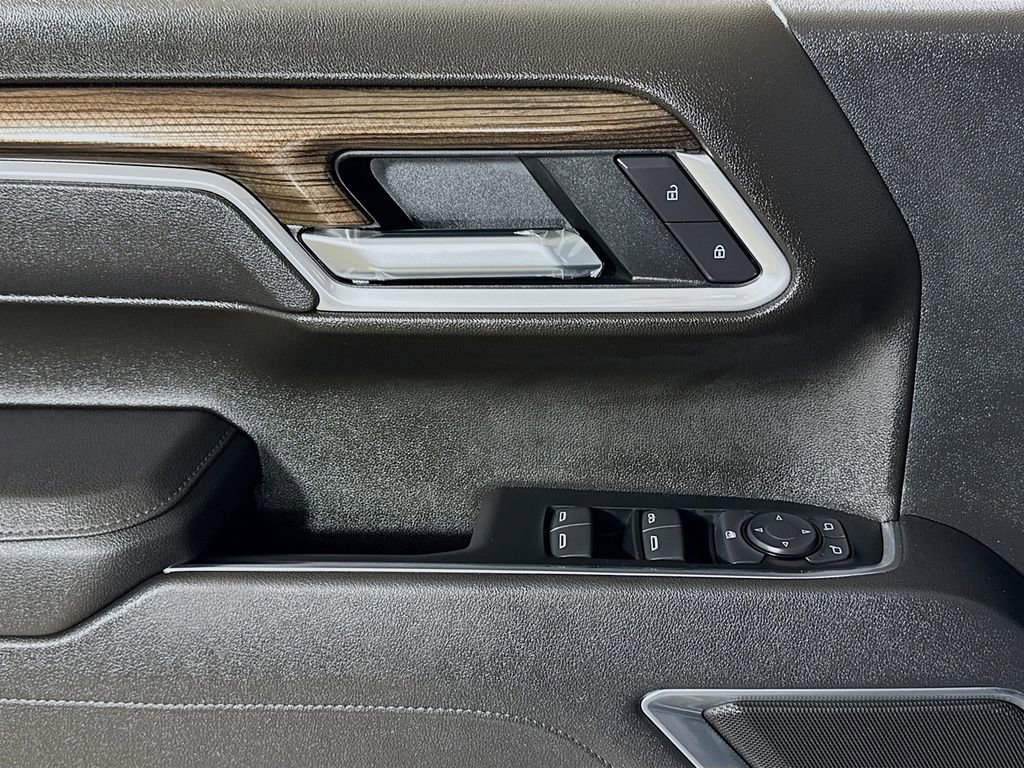 Certified 2026 Chevrolet Silverado 1500 RST image 16