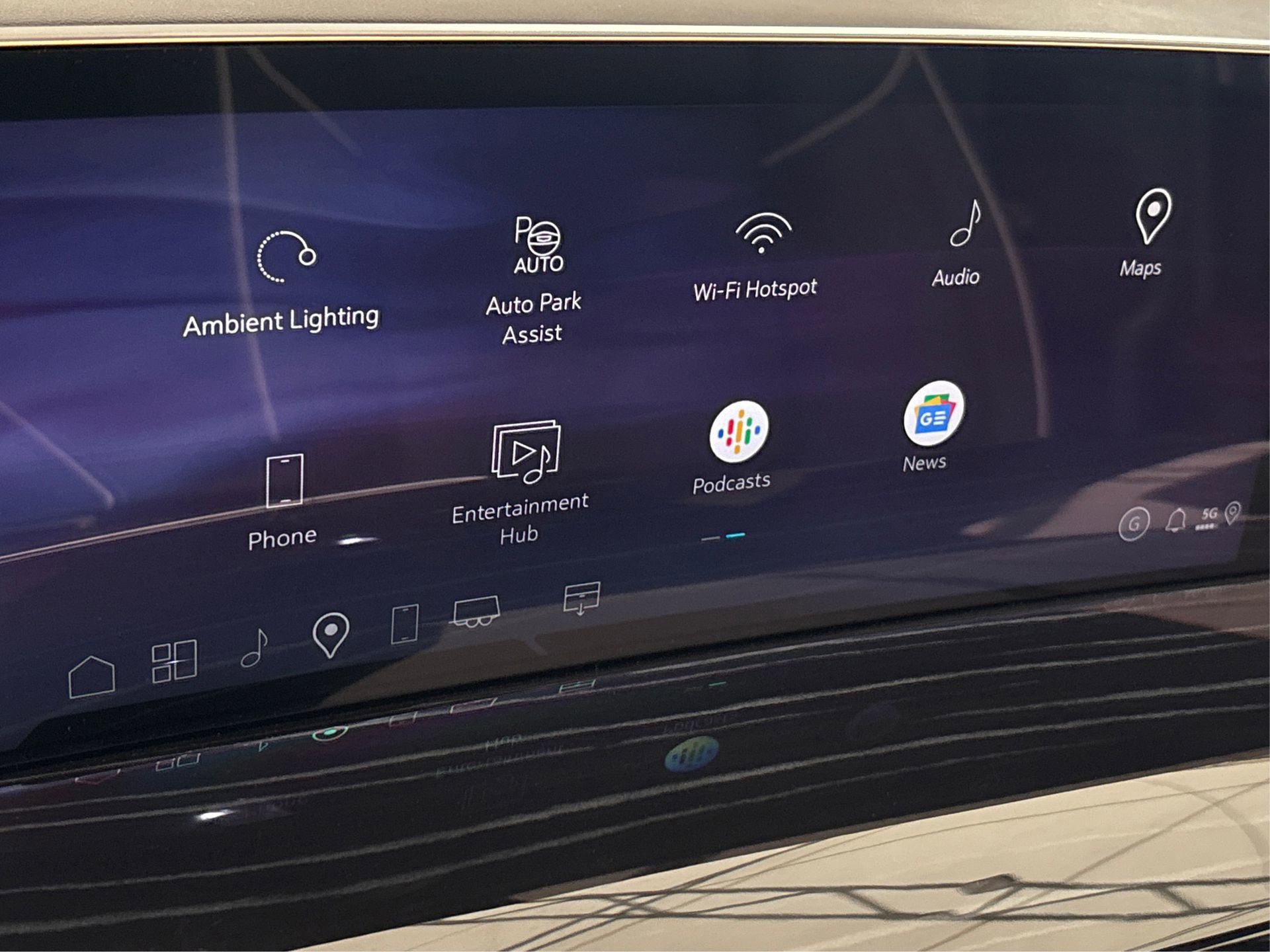 New 2025 Cadillac Escalade ESV Sport w/ LPO, ONYX Package image 33