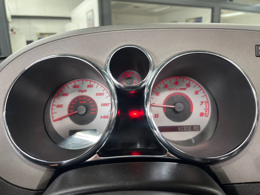 Used 2007 Pontiac Solstice Convertible w/ Premium Package RWD image 43