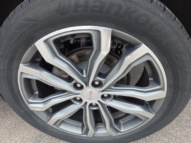 Used 2019 GMC Terrain Denali w/ Advanced Safety Package AWD/4WD image 26