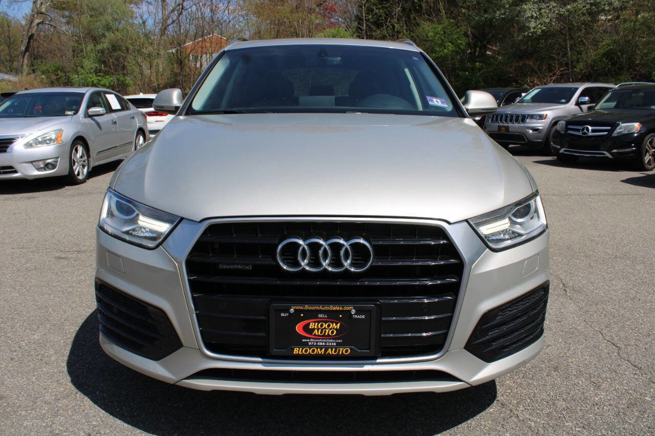 Used 2018 Audi Q3 2.0T Premium w/ Convenience Package AWD/4WD image 3