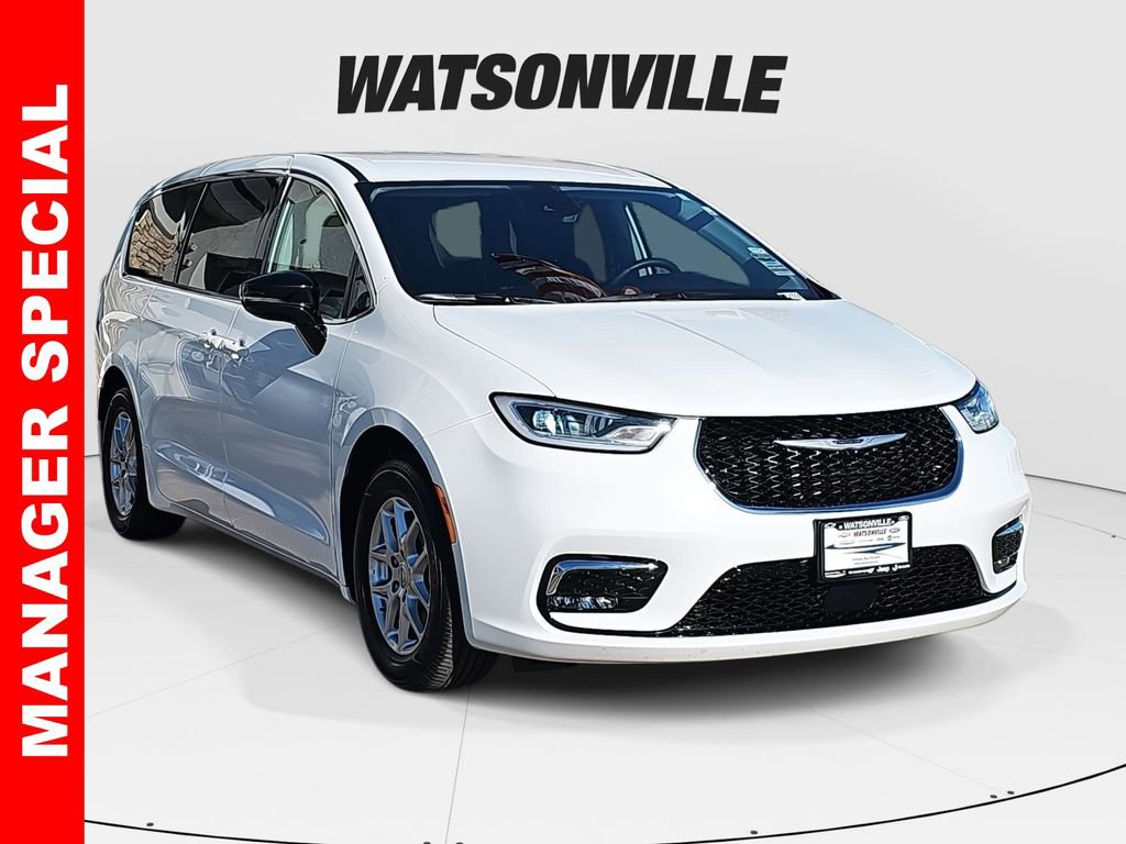 Used 2024 Chrysler Pacifica Touring-L image 1