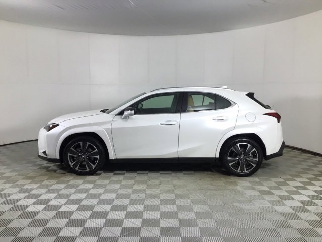 Used 2025 Lexus UX 300h 300h Premium image 4