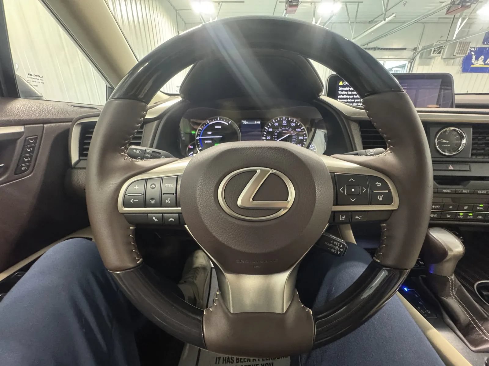 Used 2018 Lexus RX 450h AWD w/ Luxury Package image 26