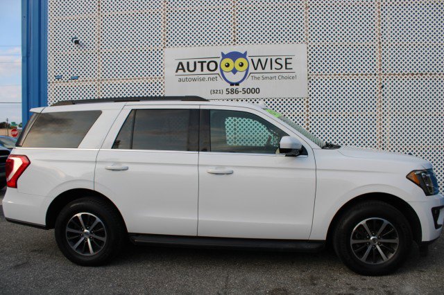 Used 2020 Ford Expedition XLT image 3