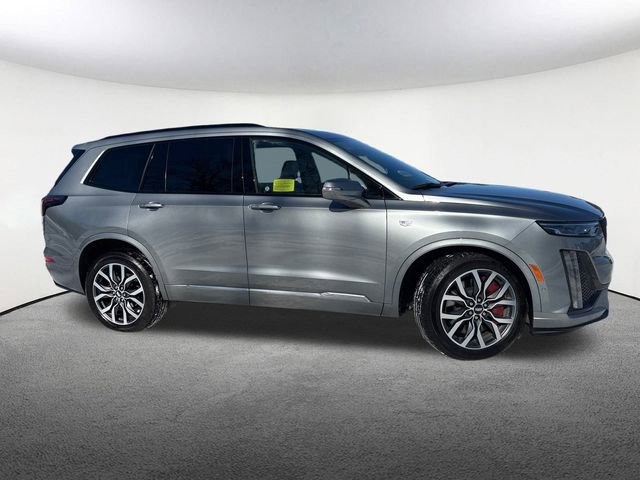 Used 2024 Cadillac XT6 Sport w/ Platinum Package image 14