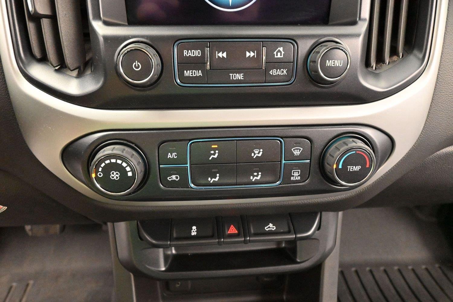 Used 2015 Chevrolet Colorado LT w/ LT Convenience Package AWD/4WD image 29