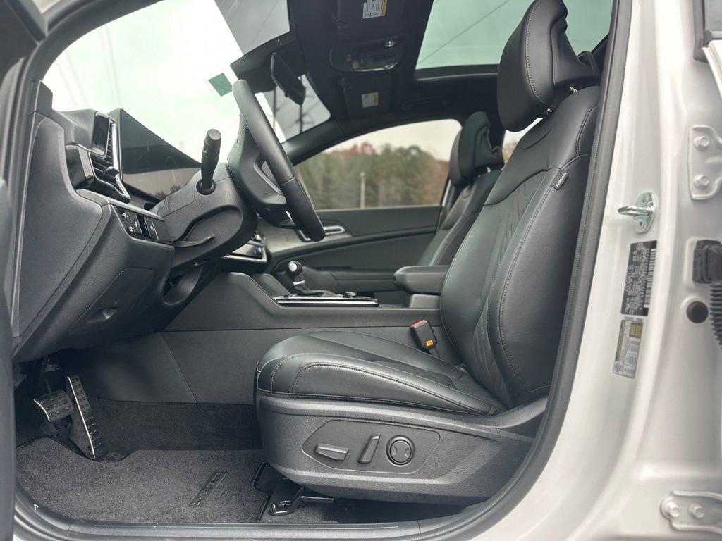 Used 2025 Kia Sportage X-Pro image 17