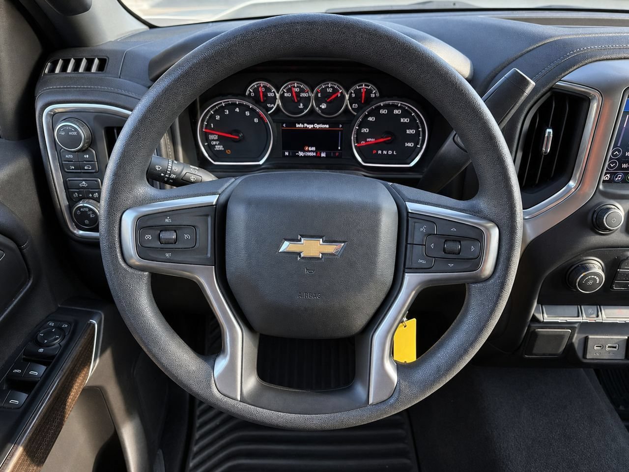 Certified 2020 Chevrolet Silverado 1500 LT AWD/4WD image 28