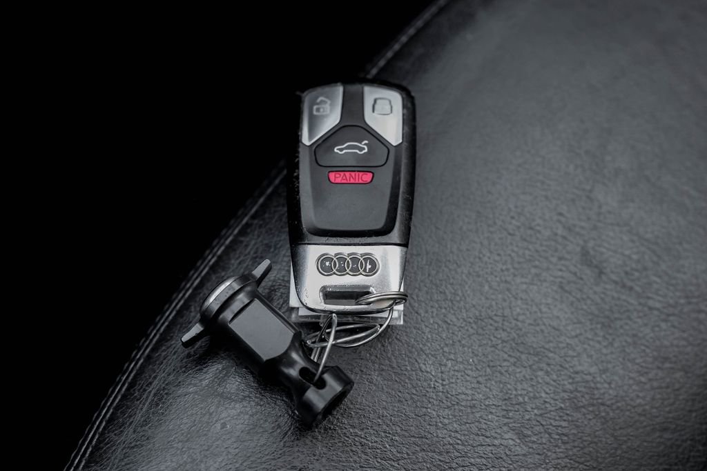 Used 2017 Audi Q7 2.0T Premium image 53