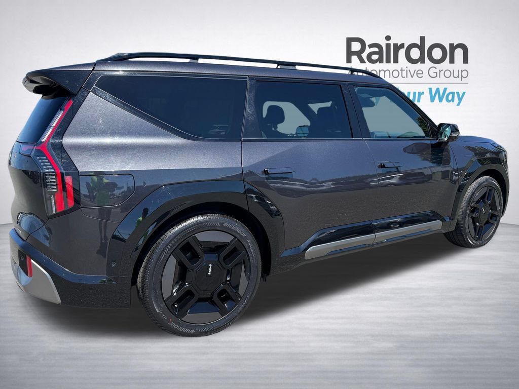 Certified 2024 Kia EV9 GT-Line AWD/4WD image 7