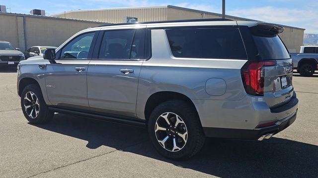New 2026 GMC Yukon XL AT4 w/ AT4 Premium Package image 6