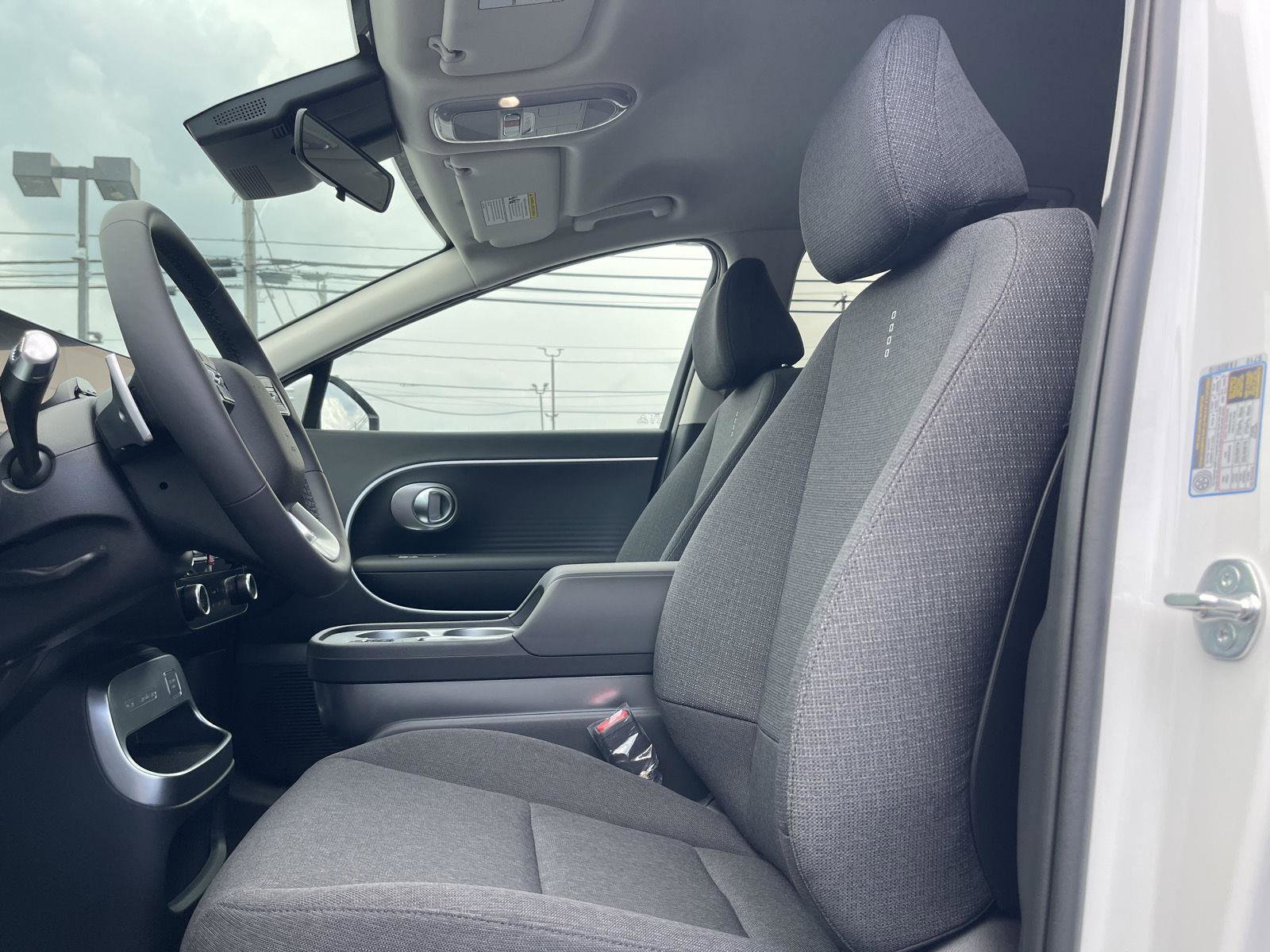 New 2026 Hyundai Ioniq 9 SE image 15