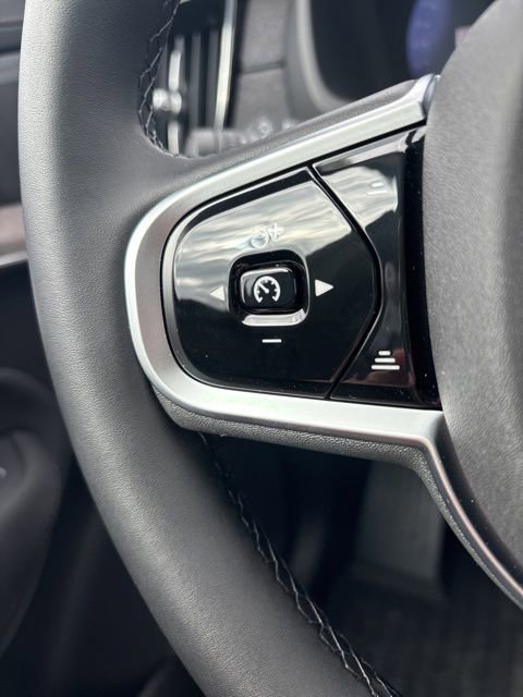 New 2026 Volvo XC90 B6 Ultra w/ Protection Package AWD/4WD image 14