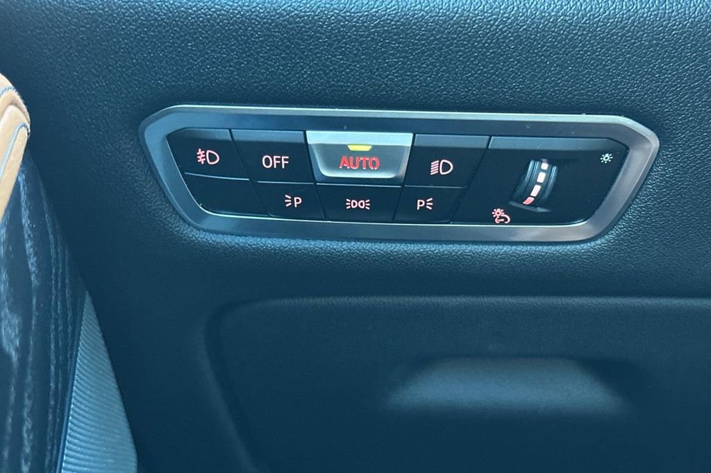 Used 2021 BMW X7 xDrive40i w/ M Sport Package image 33