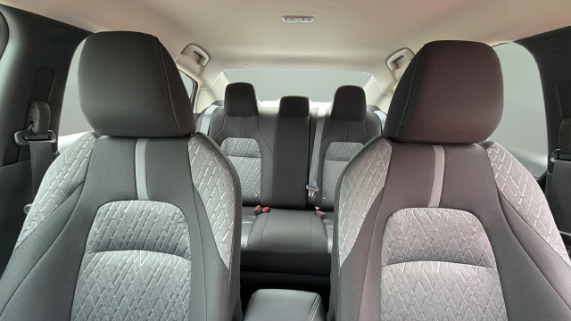 New 2027 Nissan Sentra SV w/ SV Convenience Package FWD image 7
