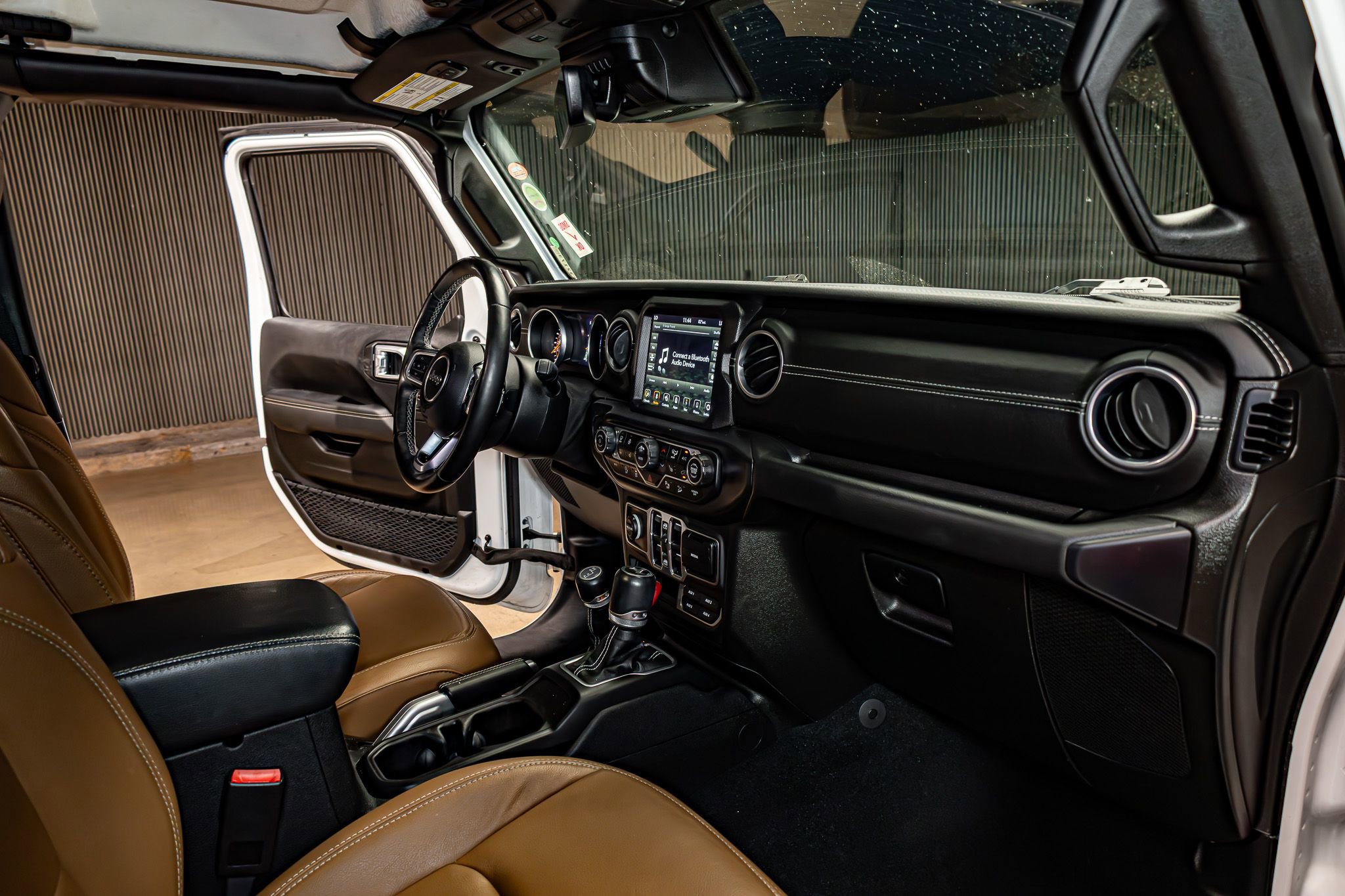 Used 2020 Jeep Wrangler Unlimited Sahara AWD/4WD image 20