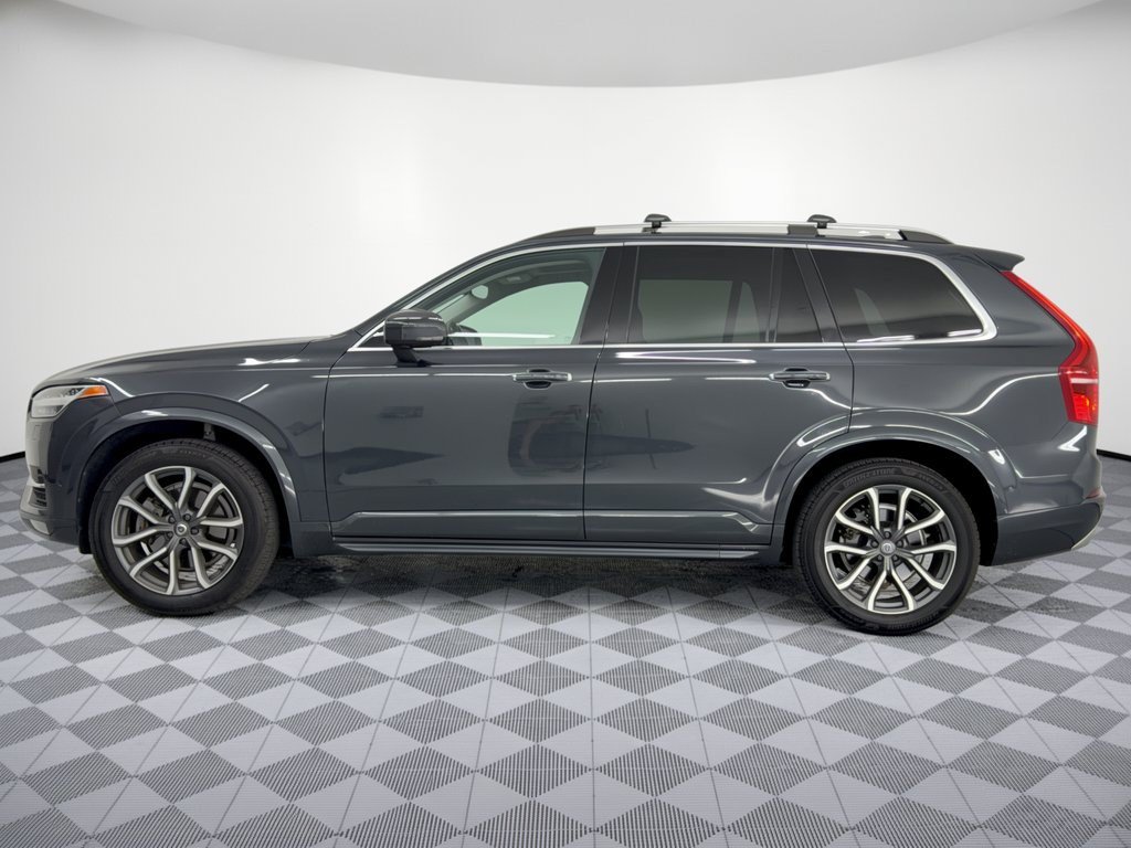 Used 2016 Volvo XC90 T6 Momentum AWD/4WD image 2