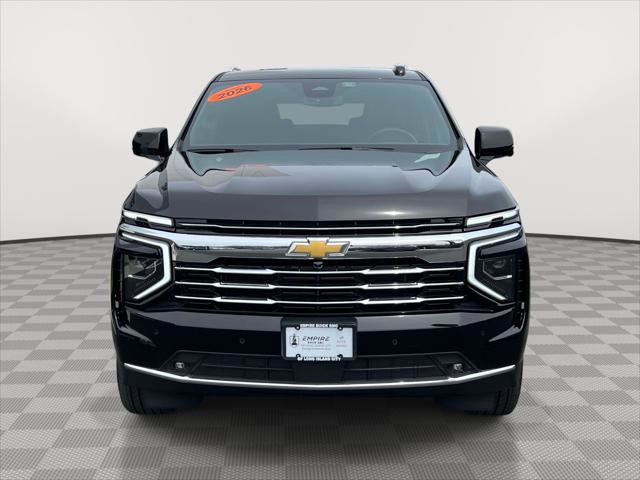 Used 2026 Chevrolet Suburban LT w/ Comfort Package AWD/4WD image 2