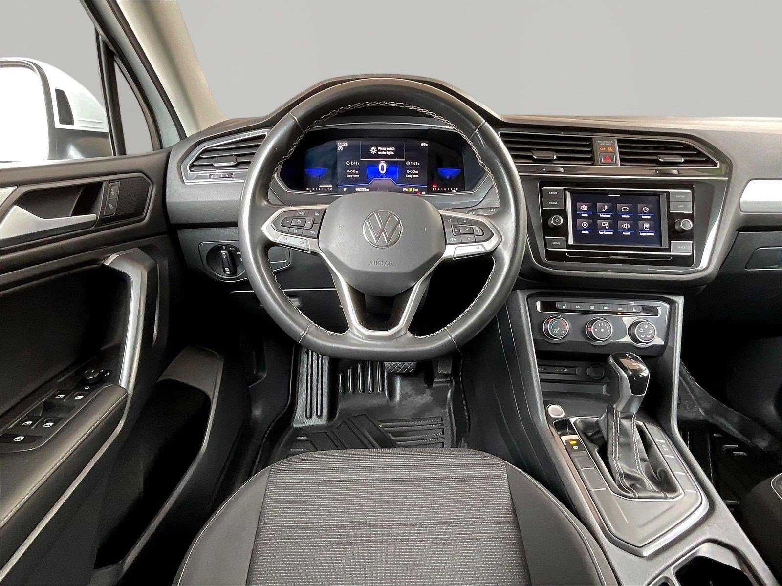 Used 2023 Volkswagen Tiguan S FWD image 8