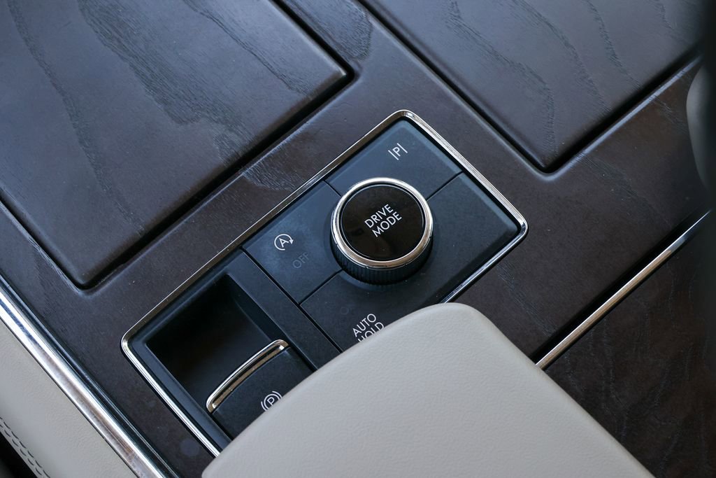 Used 2023 Lincoln Navigator L Reserve AWD/4WD image 60