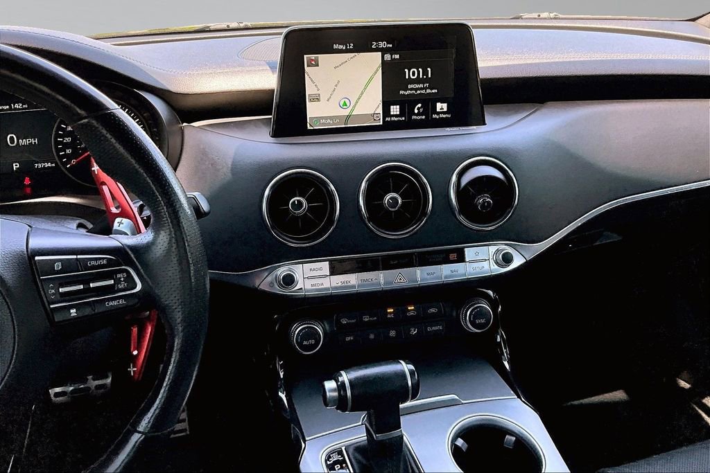 Used 2018 Kia Stinger GT1 AWD/4WD image 6