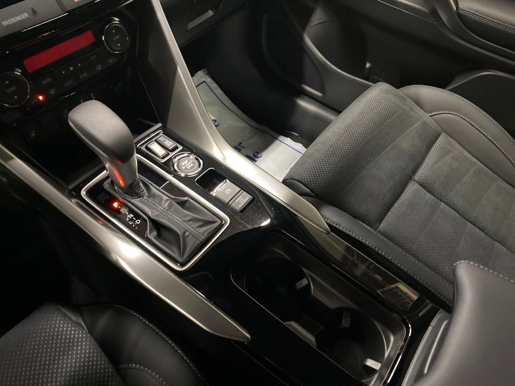 Used 2026 Mitsubishi Eclipse Cross AWD image 21