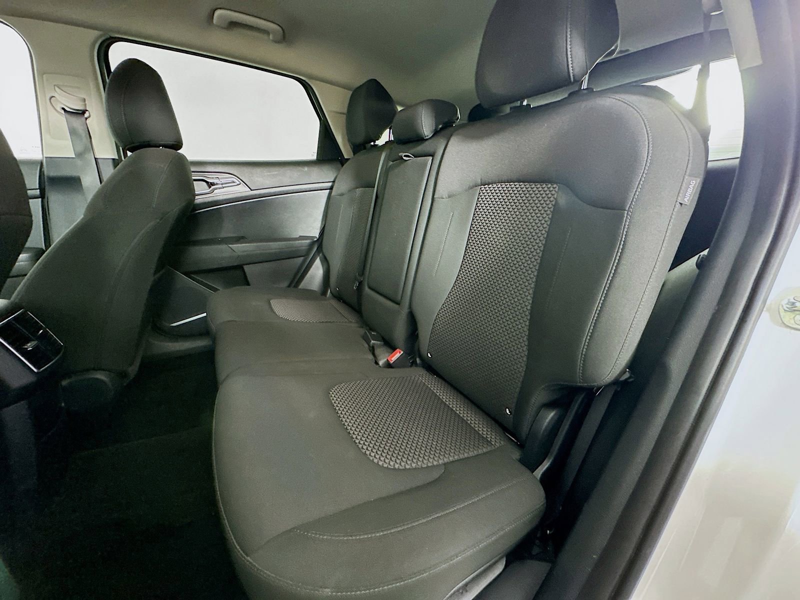 Used 2024 Kia Sportage LX image 24