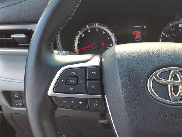 Used 2020 Toyota Highlander LE AWD/4WD image 15