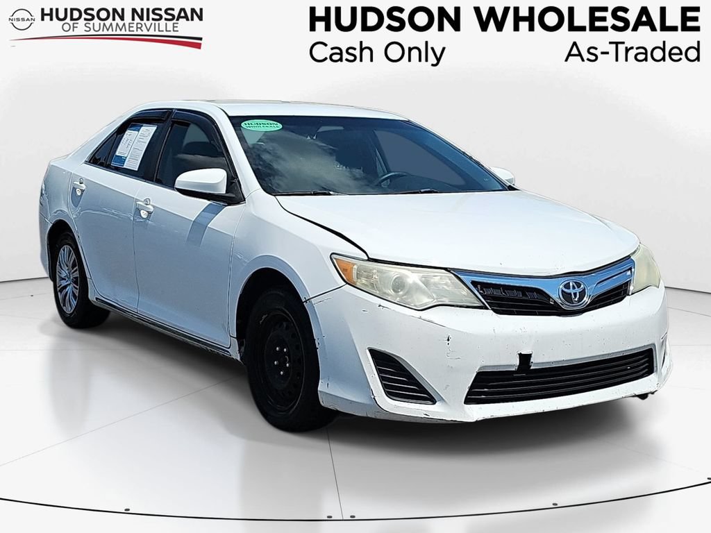 Used 2014 Toyota Camry LE