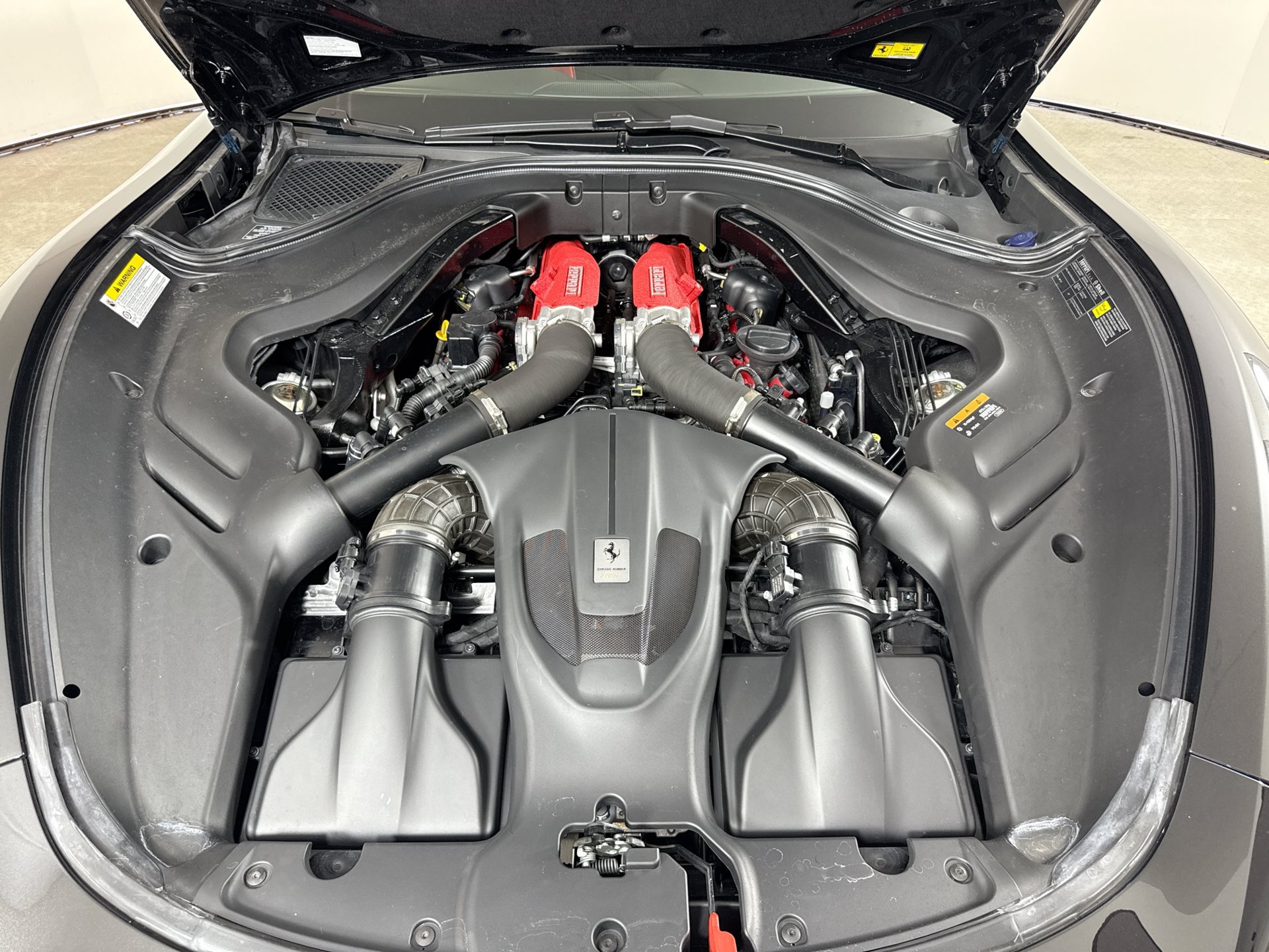 Certified 2022 Ferrari Roma RWD image 21