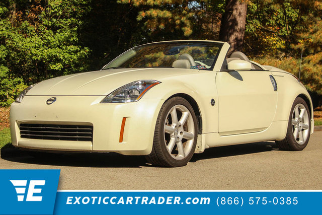 Used 2004 Nissan 350Z Touring RWD image 1