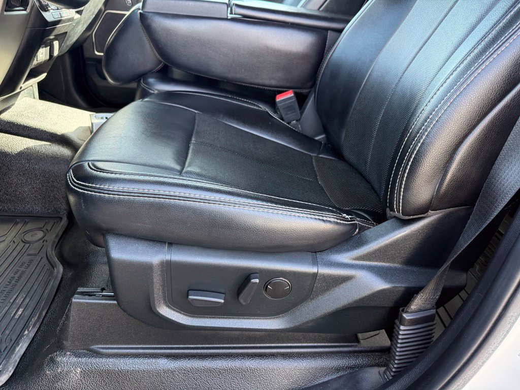Used 2021 Ford F350 Lariat AWD/4WD image 19